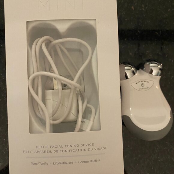 Nu face Mini Petite Facial Toning Device - Picture 2 of 7